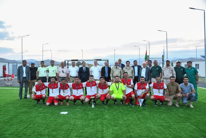 ANAMA-nın minatəmizləmə komandaları arasında futbol turnirinin final oyunu keçirilib