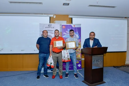 Şahmat oynayan jurnalistlər mükafatlandırılıb