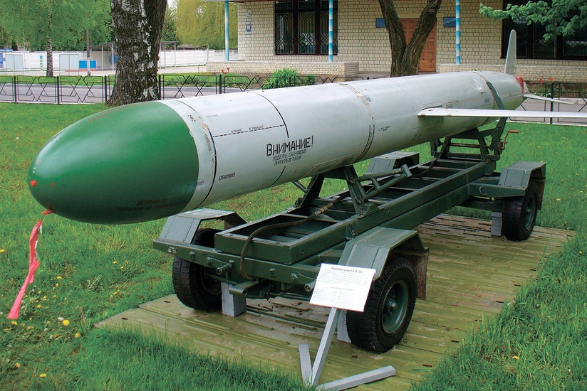 KİV: Rusiya 1999-cu ildə Kiyevin qaz borcuna görə verdiyi raketlərlə Ukraynanı vurur