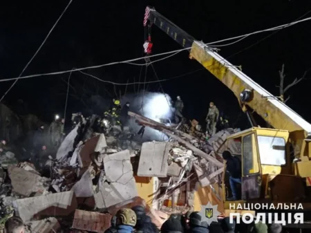 Russian missile destroys Ukrainian apartment building; 3 dead, say police