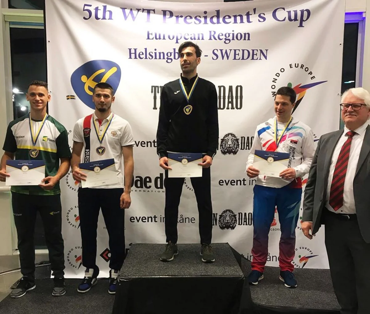 Azerbaijani taekwondo fighter wins gold in Sweden