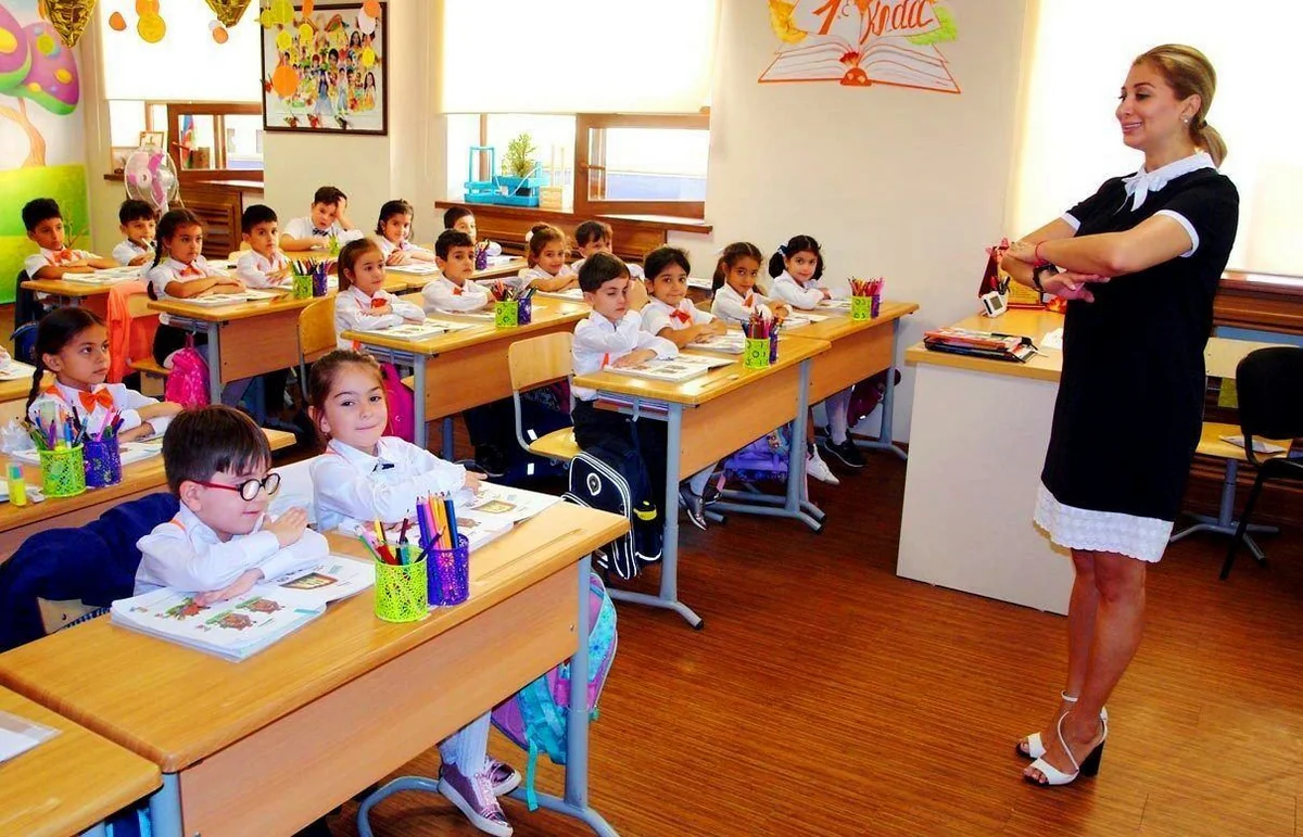 Təhsil Nazirliyi Bakıda 105 müəllimin müddətsiz əmək müqaviləsi əsasında işə təyin edilməsinə razılıq verib