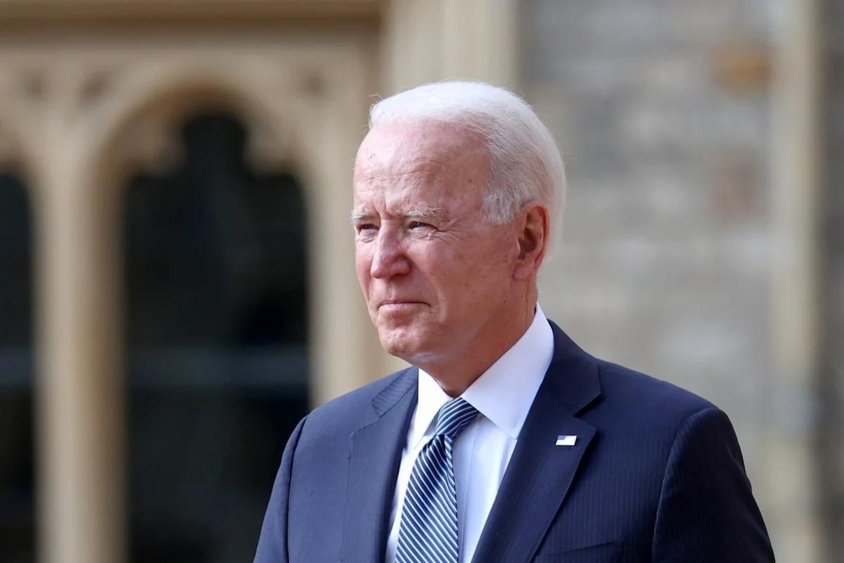 Cozef Baydenin reytinqi azalıb