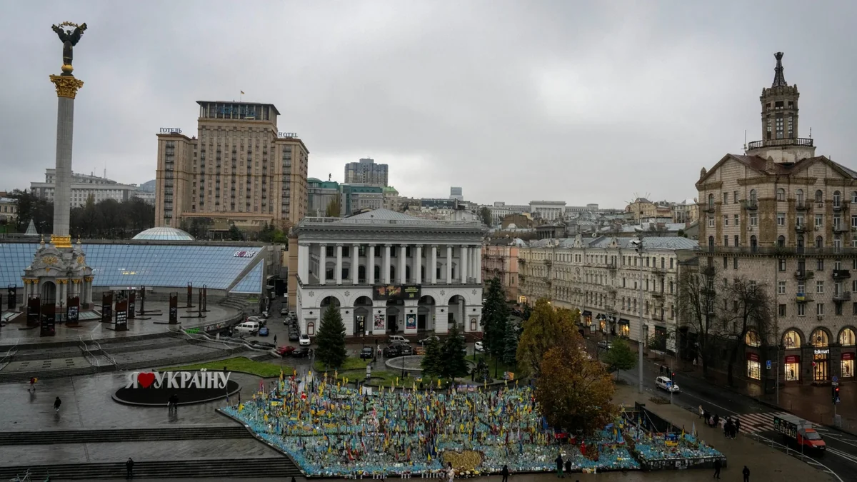 Rəsmi Kiyevə çatmayan 102 milyard dollar – Ukraynanın ABŞ-nin de-fakto ştatı olmaq şansı - TƏHLİL