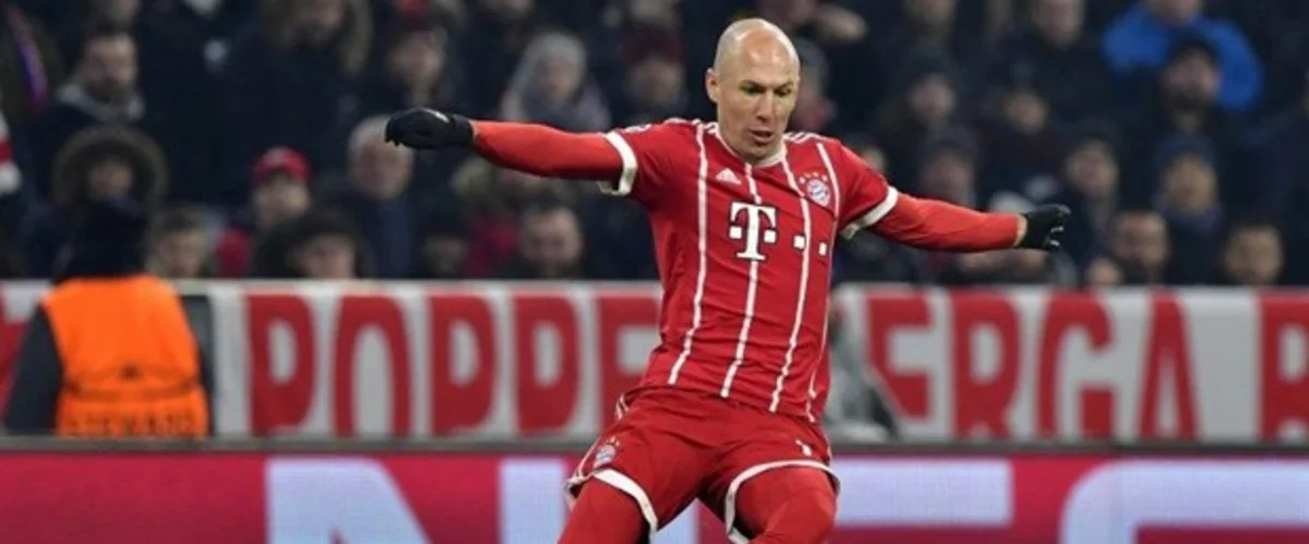 Bavariya 3 futbolçusunu Beşiktaşla oyun üçün İstanbula aparmayıb