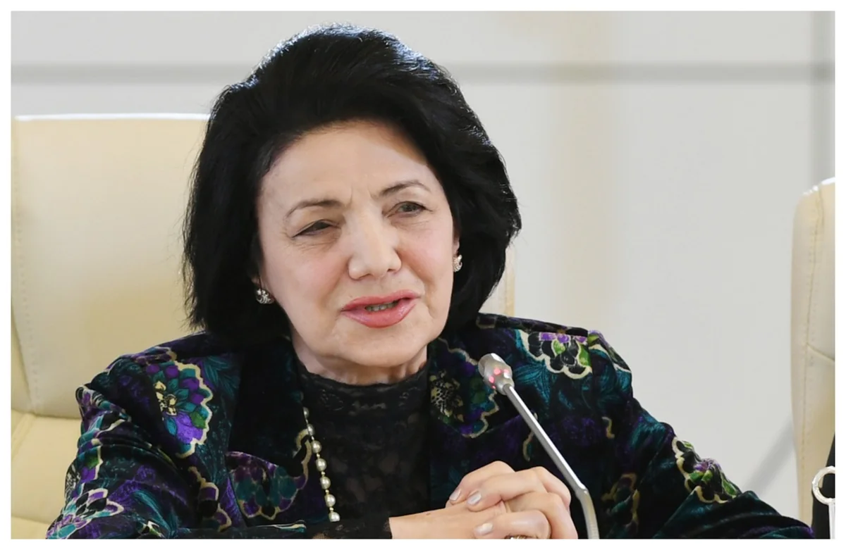Франгиз Ализаде награждена почетным дипломом президента Азербайджана