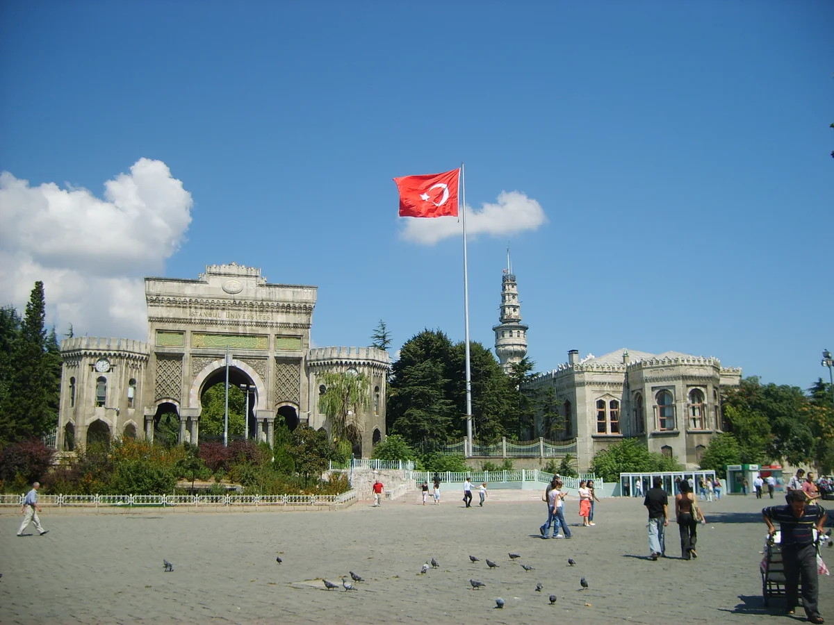 Türkiyədə İstanbul Universitetinin 87 əməkdaşı həbs edilib