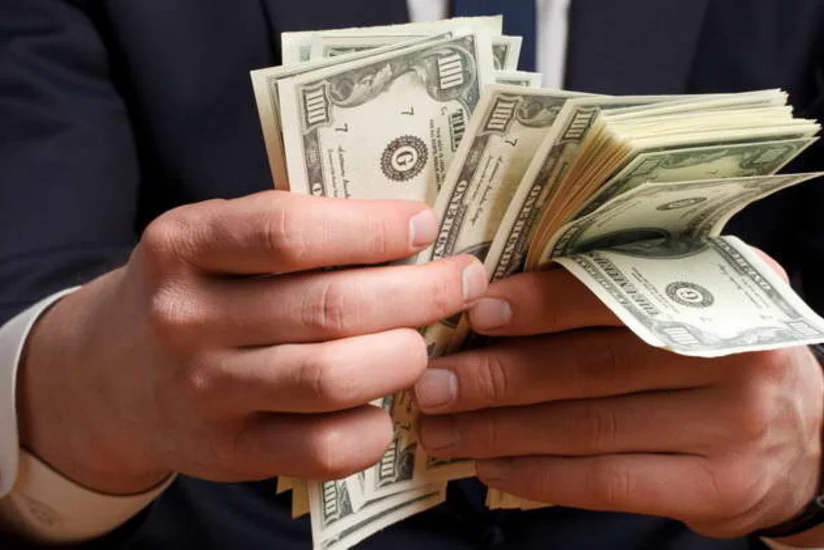 Bakıda şirkət direktoruna qarşı 178 min dollarlıq dələduzluq edilib