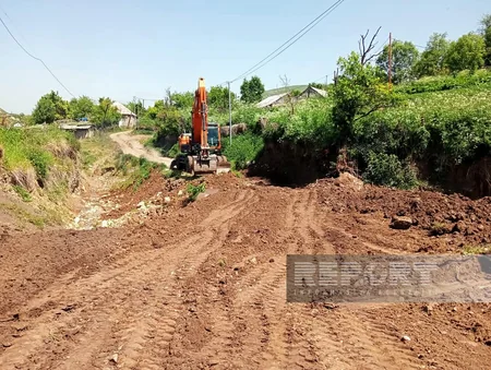 Daşkəsəndə iki kəndə gedən avtomobil yolu təmir olunub