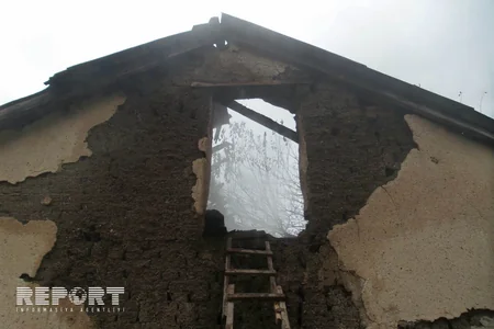 Tərtərdə fərdi yaşayış evi tamamilə yanıb - FOTO