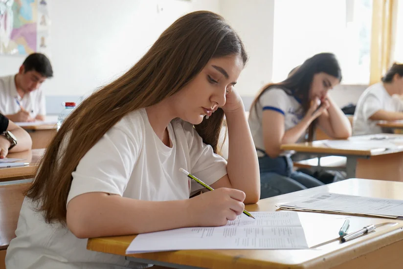 Bu gün 48 mindən çox abituriyent II və III qruplara imtahan verib - YENİLƏNİB