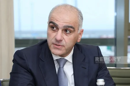 Azərbaycanın qlobal nəqliyyat şəbəkəsində tutduğu strateji mövqe təqdim edilib