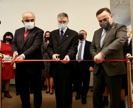 BP-nin hədiyyə etdiyi laboratoriyaya Nobel mükafatı laureatının adı verilib