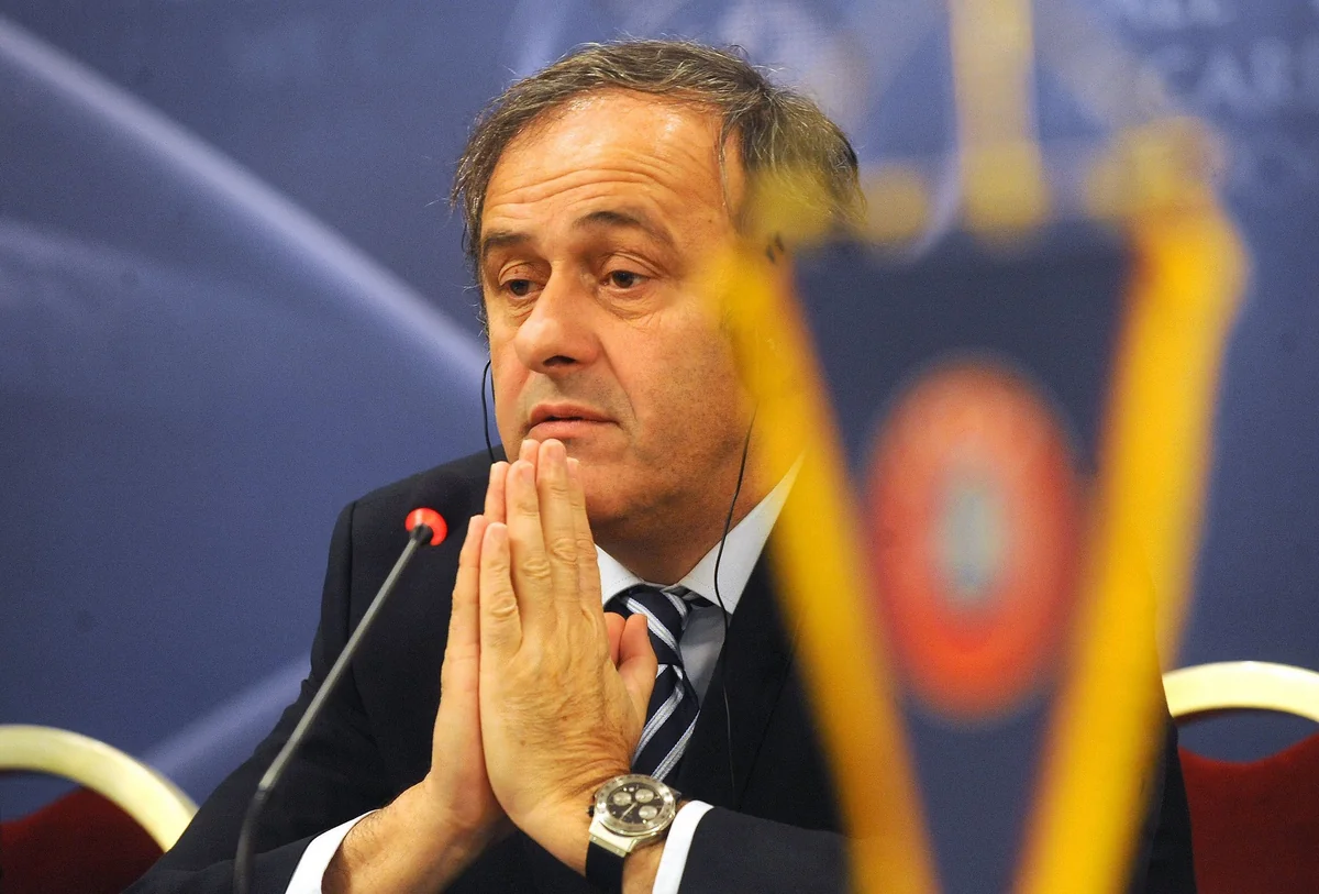 ​Mişel Platini FİFA prezidentliyinə namizədliyini geri götürüb