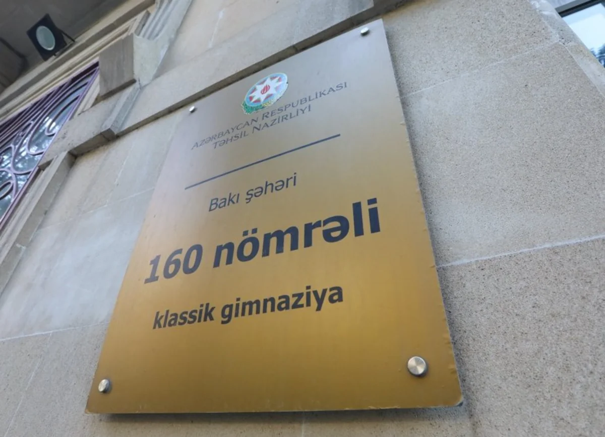 160 nömrəli Klassik gimnaziyanın direktoru işdən azad olunub