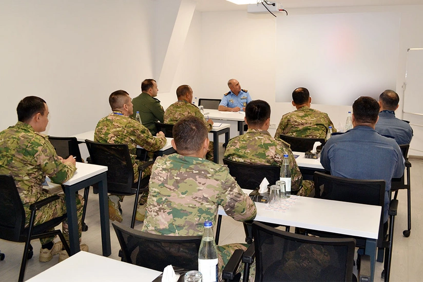 Özbəkistanlı hərbçilər Azərbaycanda PUA kursunda iştirak edirlər