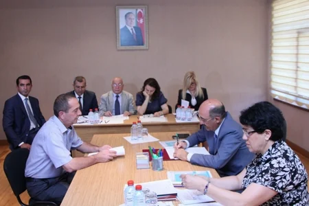 Balakən sakinləri Əbülfəs Qarayevdən rayonda Tamburçular Mərkəzinin yaradılmasını xahiş ediblər