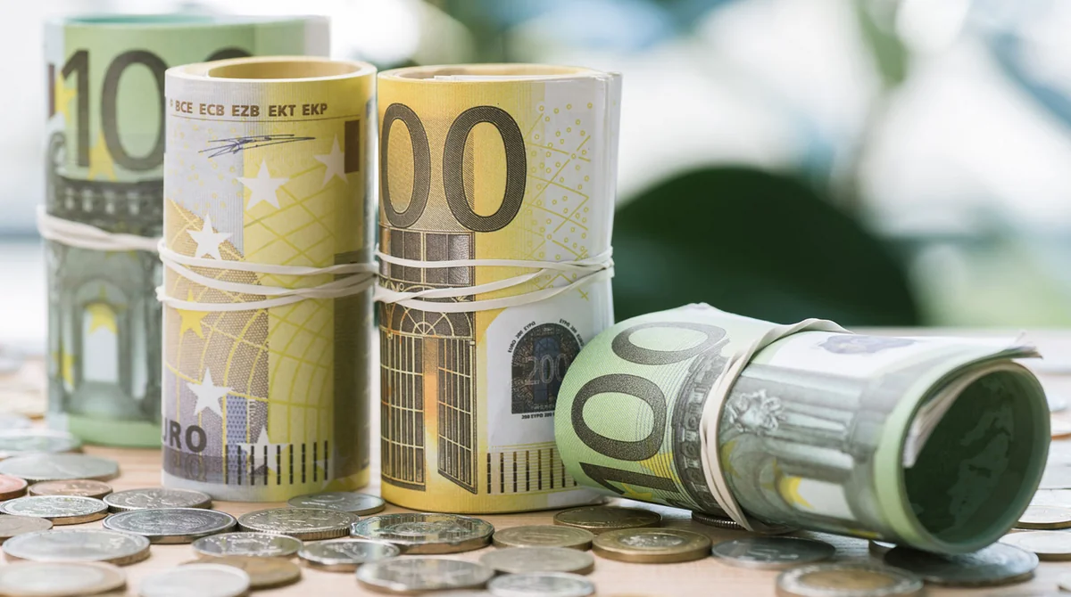 ‘Millions’ robbed in French cash van