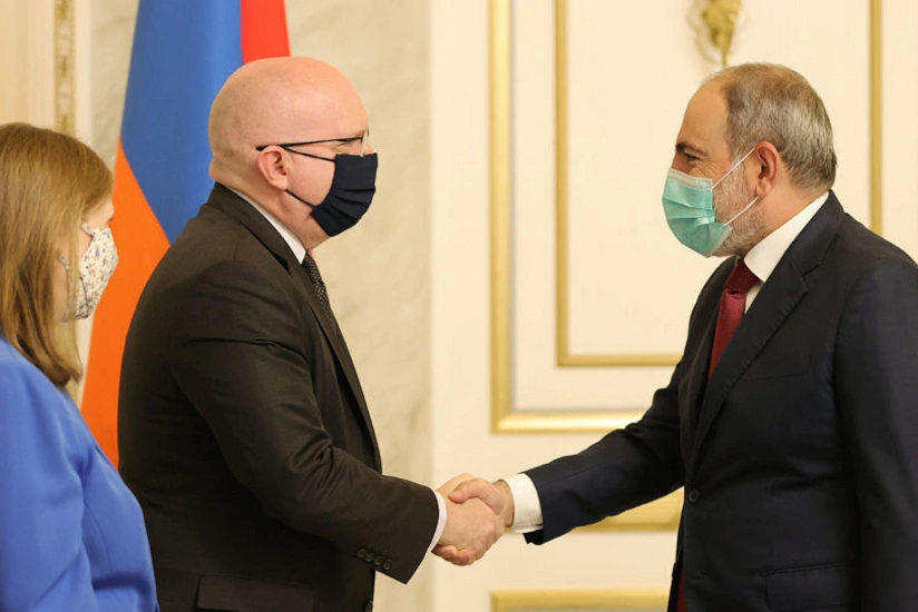 Philip Reeker discusses Karabakh issue in Yerevan