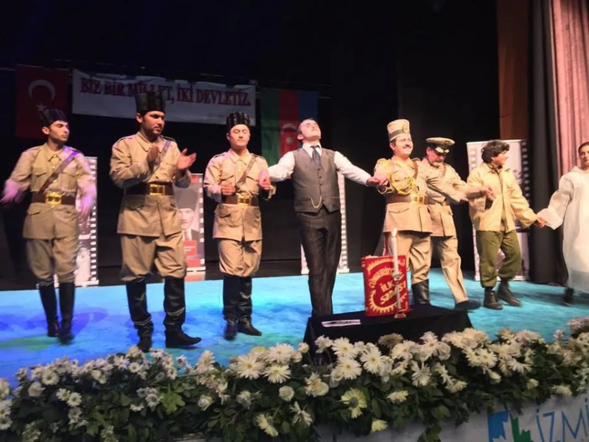 İrəvan Dövlət Azərbaycan Dram Teatrı Türkiyəyə qastrol səfərinə yola düşüb