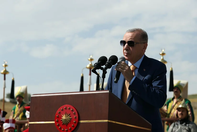 Ərdoğan: “Xalq həm namizədliyimi irəli sürəcək, həm də məni seçəcək”