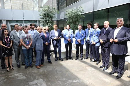 Crystal Hall hosts a meeting with Azerbaijani national chess team