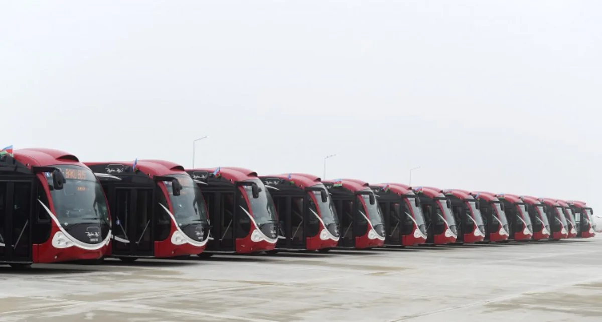 “BakuBus”a məxsus avtobusa ziyan vurulub