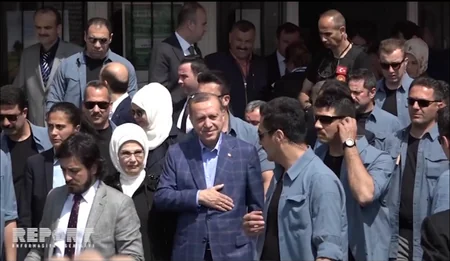 Türkiyədə konstitusiyaya dəyişikliklərlə bağlı referendumda seçici aktivliyi müşahidə edilir - FOTO - VİDEO