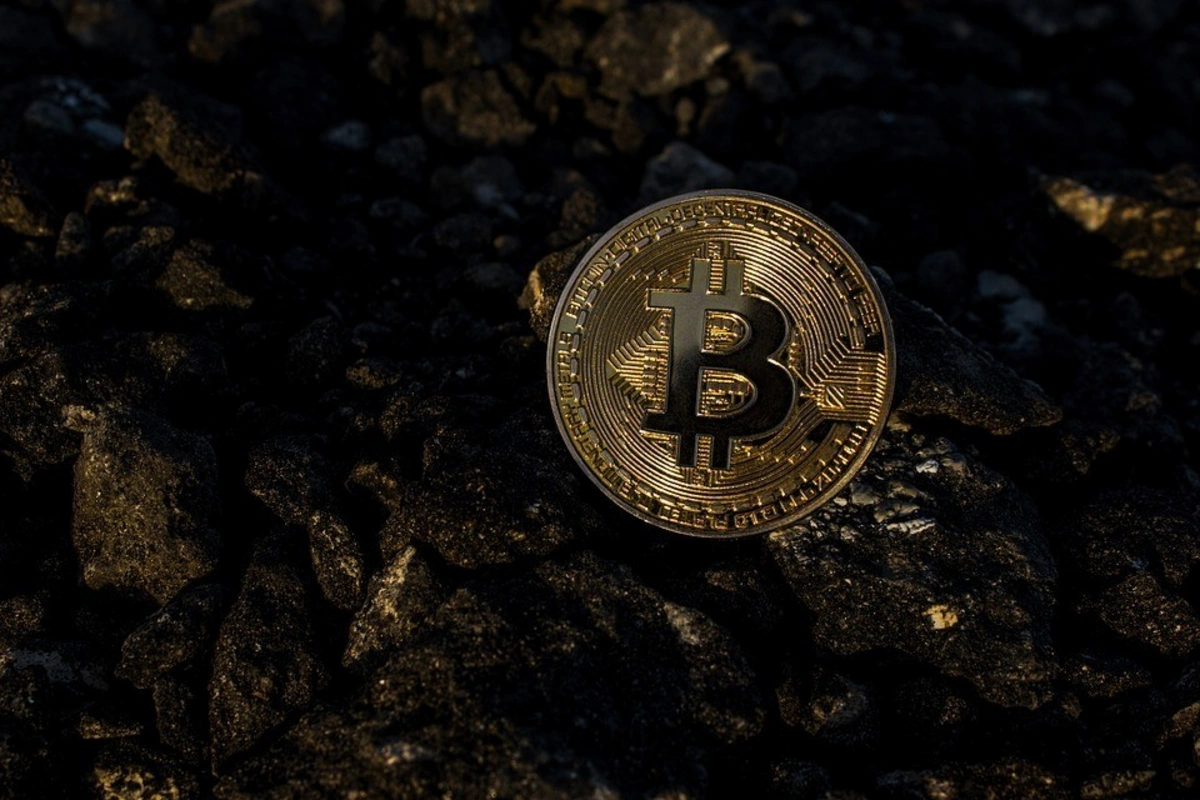 Bitcoin may drop below $ 5,000 this week