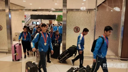 Dünya çempionatından qayıdan yeniyetmə cüdoçuların qarşılanma mərasimi olub - FOTO - VİDEO
