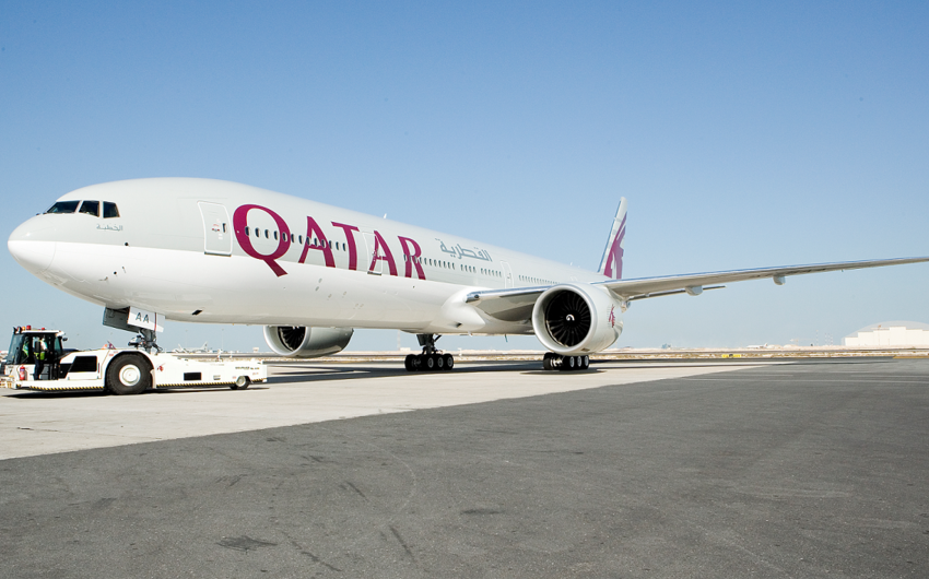 ​Qatar Airwaysin təyyarəsi burulğana düşüb, 40 nəfər yaralanıb