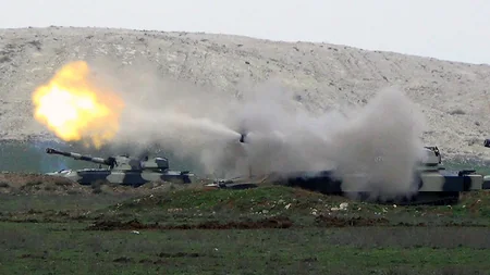 Rocket and artillery units launch live-fire exercises - VIDEO