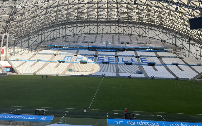 Qarabağın məşqçisi Marselin oyununu stadiondan izləyib