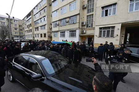 Состоялись похороны погибшего при землетрясении в Турции Гюндюза Назарзаде 