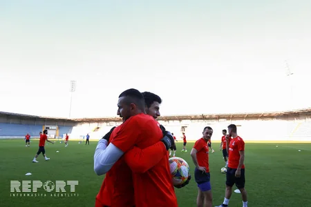 Azərbaycan millisi növbəti məşqini keçirib - FOTOREPORTAJ