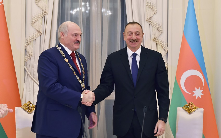 Aleksandr Lukaşenko İlham Əliyevi təbrik edib