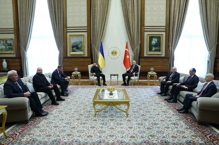 Ərdoğan və Zelenski arasındakı görüş başa çatıb - YENİLƏNİB