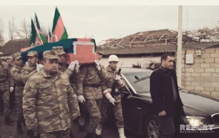 Azərbaycanın şəhid olan hərbi qulluqçusu dəfn edilib - FOTO
