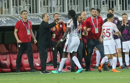 Qalatasaray 21-ci dəfə Türkiyə çempionu olub