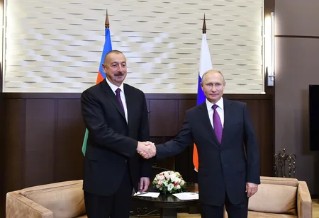 Prezident İlham Əliyev Rusiyaya rəsmi səfərə gedib, dövlət başçısının Vladimir Putinlə görüşü olub - YENİLƏNİB