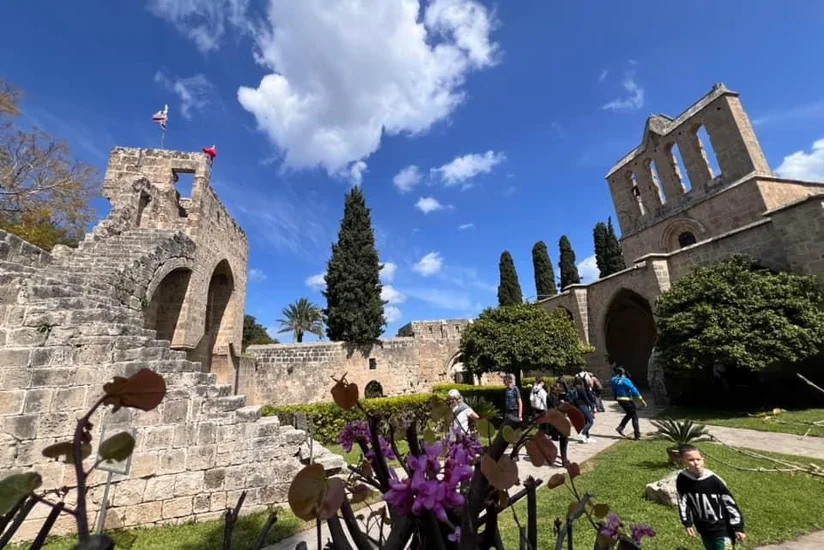 Dörd fəsil dəniz mövsümü olan şimal adası - REPORTAJ