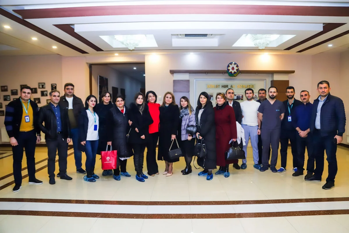 West Hospitalın həkimləri sosial xidmət müəssisəsinin sakinlərini müayinə edib
