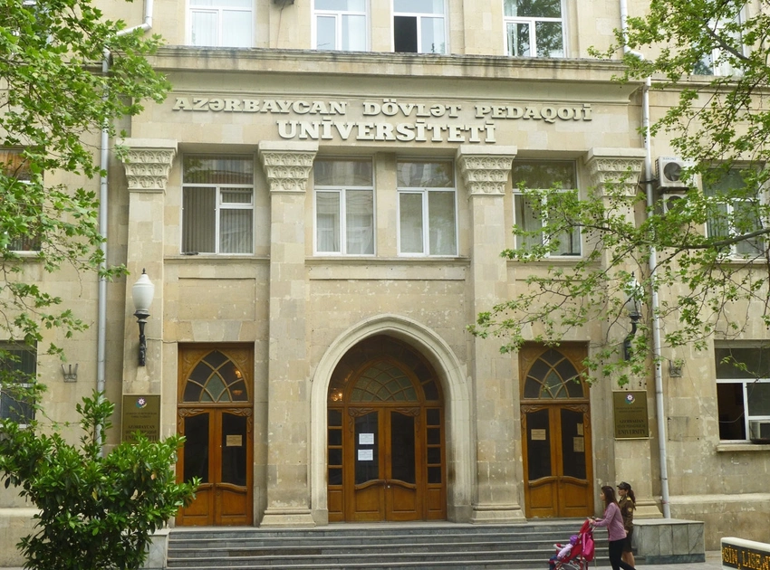 Pedaqoji Universitetin tələbəsi xəsarət alıb
