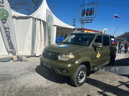 Vehicles of peacekeepers move unhindered on Khankandi-Lachin road
