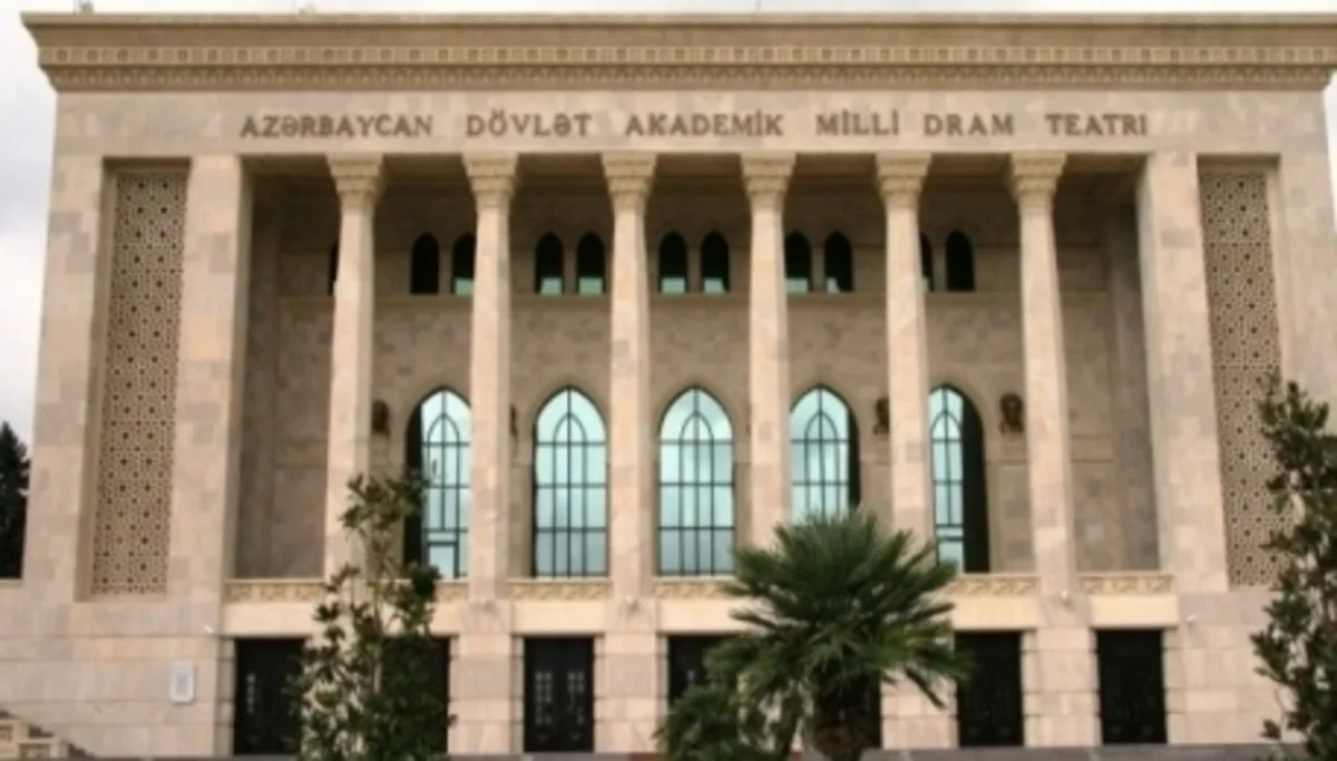 Keçmişdən zəng tamaşasının premyerası keçirilib