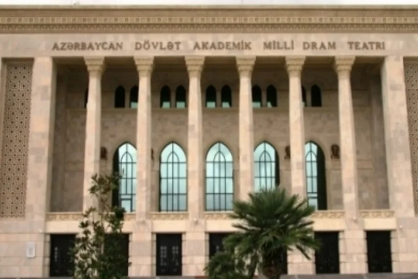 Keçmişdən zəng tamaşasının premyerası keçirilib