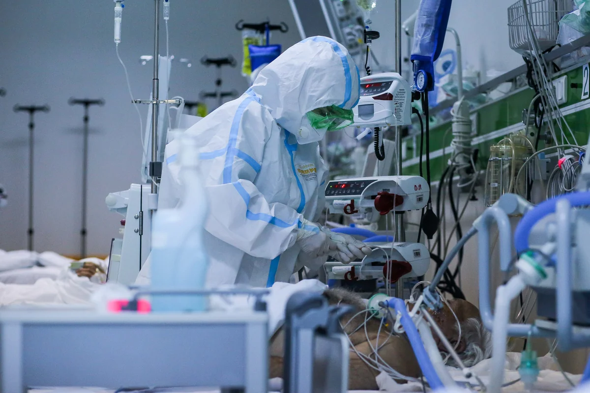 Azerbaijan's new COVID-19 cases surpass 1,000