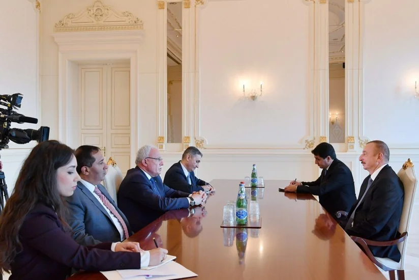 President Ilham Aliyev receives Palestinian foreign minister