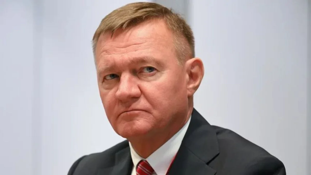 Russia’s ex-transport minister committed suicide, investigators say