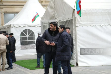 В Баку продолжается траурная церемония по погибшему при теракте в посольстве Азербайджана